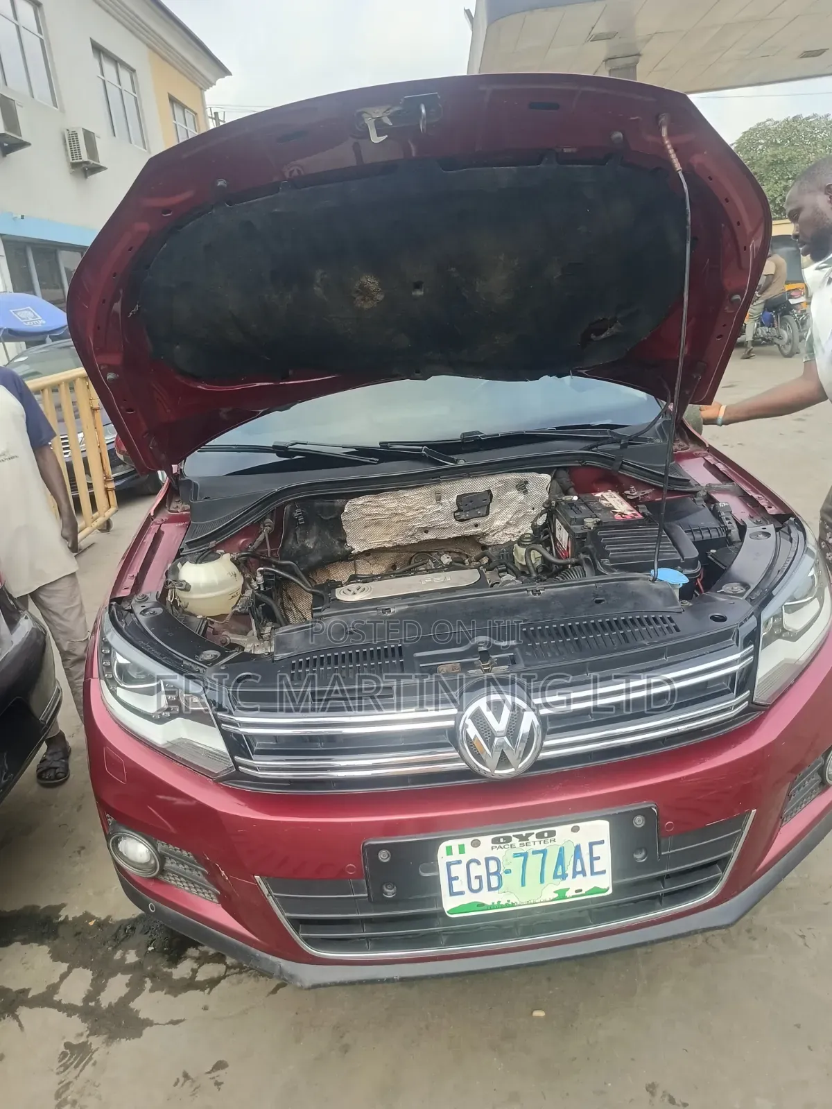 Volkswagen Tiguan 2014 Red