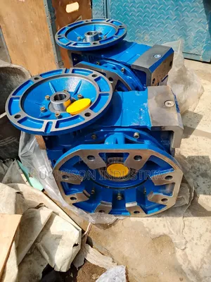 Worm Gearbox Rv130 Ratio 20-1 Motor Flame 132B5