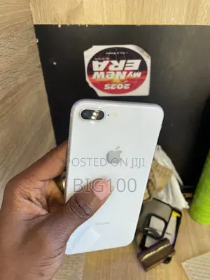 Apple iPhone 8 Plus 64 GB White