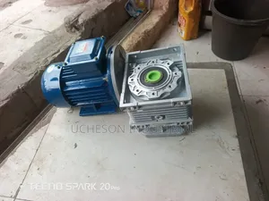 0.37kw Worm Gearmotor Ratio 7.5:1