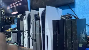Play Station 4