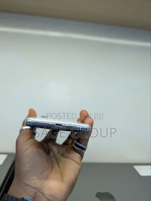 Apple iPhone XS Max 64 GB Silver