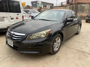 Honda Accord 2.0 Sedan 2012 Black