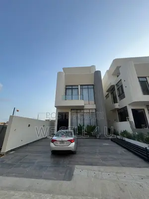5bdrm House in Lekki Phase 1 for sale