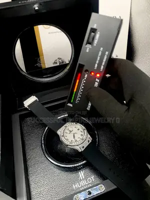 VVS Moissanite Diamond Hublot Wristwatch