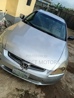 Honda Accord 2005 Silver
