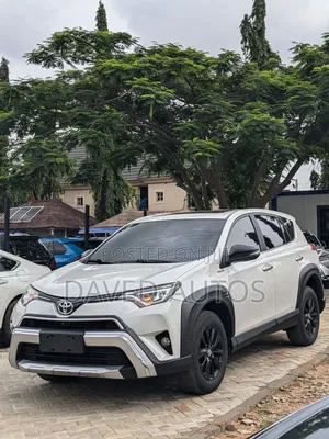 Toyota RAV4 2018 White