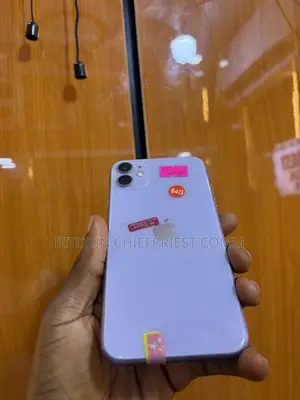 Apple iPhone 11 64 GB Purple