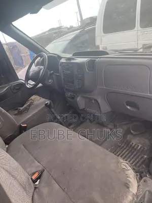 Ford Transit 2002 Yellow