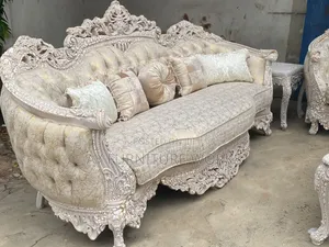 Luxurious Classic Royal Sofa Set