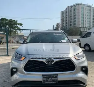 Toyota Highlander 2020 Silver