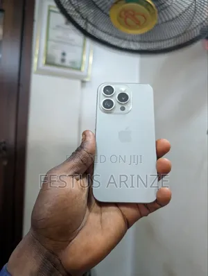 Apple iPhone 15 Pro 256 GB Silver