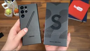 New Samsung Galaxy S22 Ultra 5G 256 GB