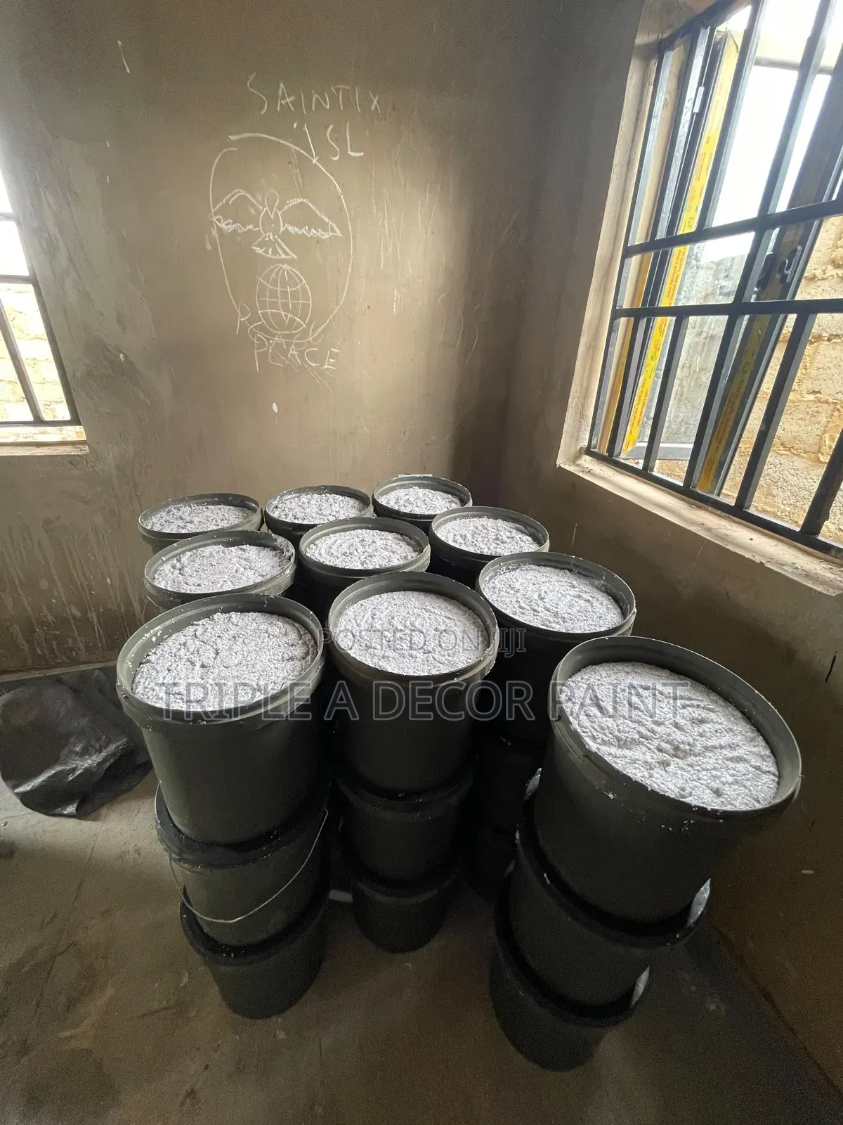 Gravitex Paint /Marble Trowel Paint