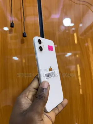 Apple iPhone 11 128 GB White