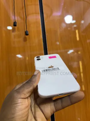 Apple iPhone 11 128 GB White
