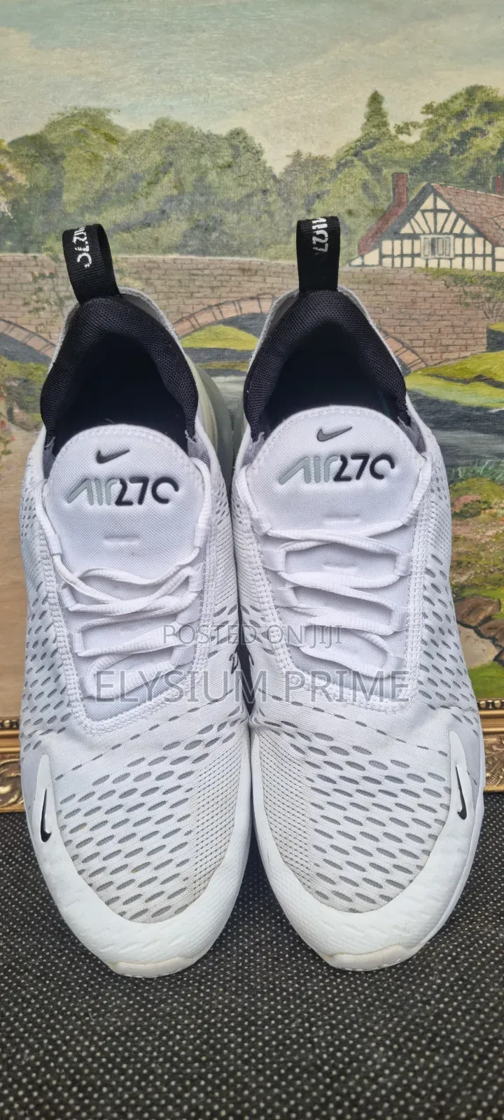 Nike Air Max 270