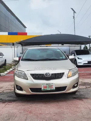 Toyota Corolla 2009 Brown