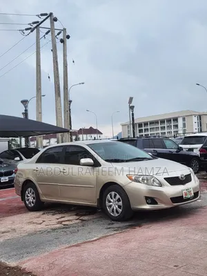 Toyota Corolla 2009 Brown