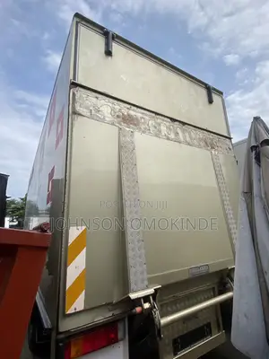 DAF 65 CF Container Body