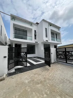 5bdrm Duplex in Chevron Drive Lekki for sale