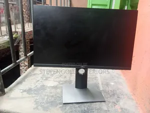 Dell P2419hc 24" FHD Ips USB-C Monitor – Black