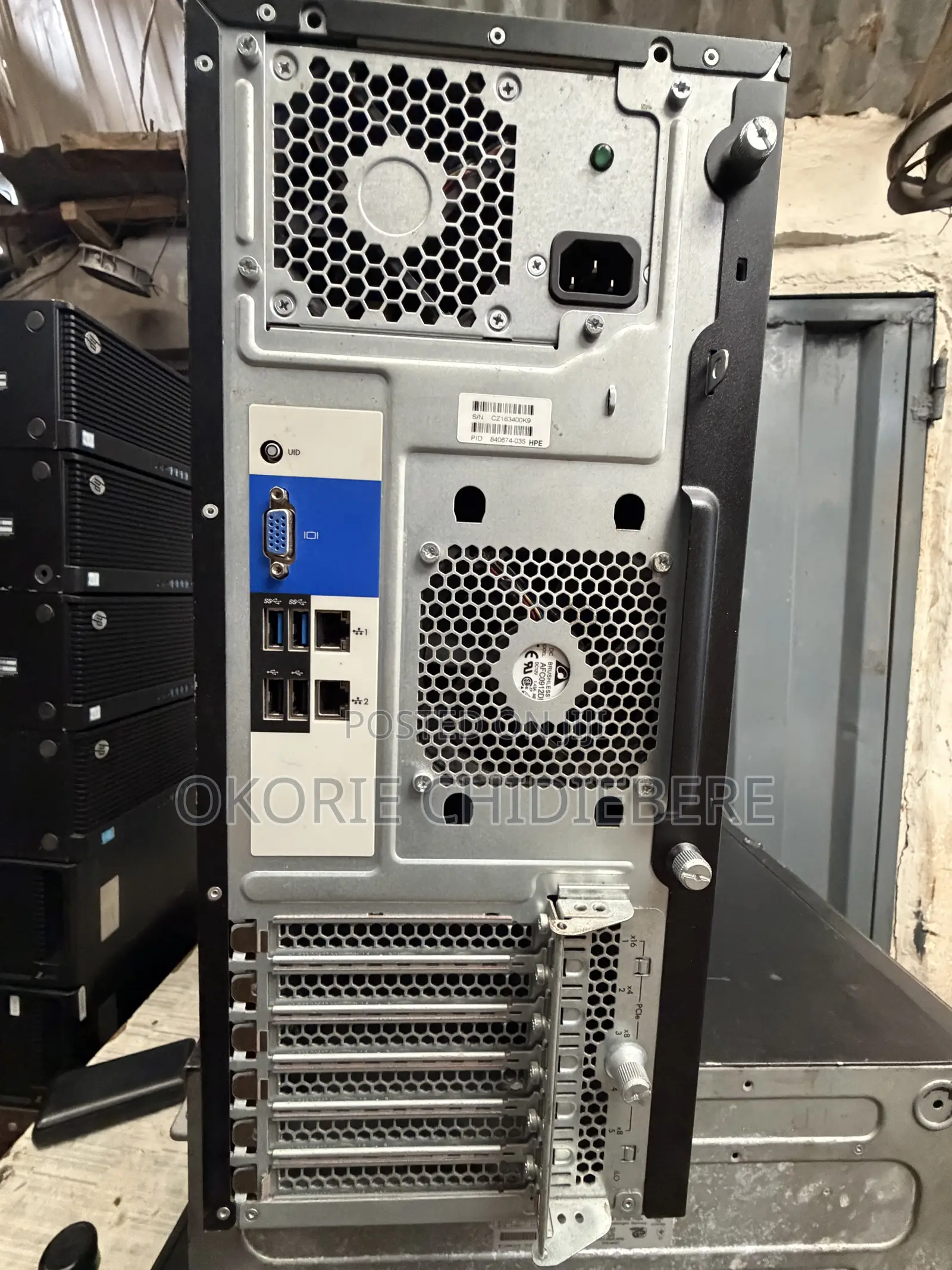Server HP ProLiant ML 32GB Intel Xeon HDD+SSD 2T