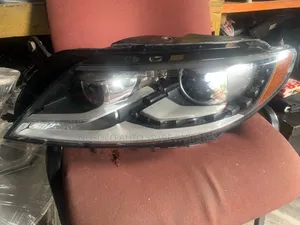 Head Light Volkswagen Passat CC 2013