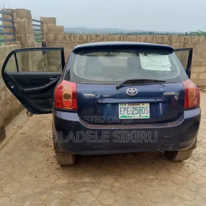 Toyota Corolla 2004 Blue