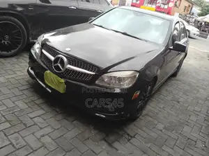 Mercedes-Benz C300 2009 Black