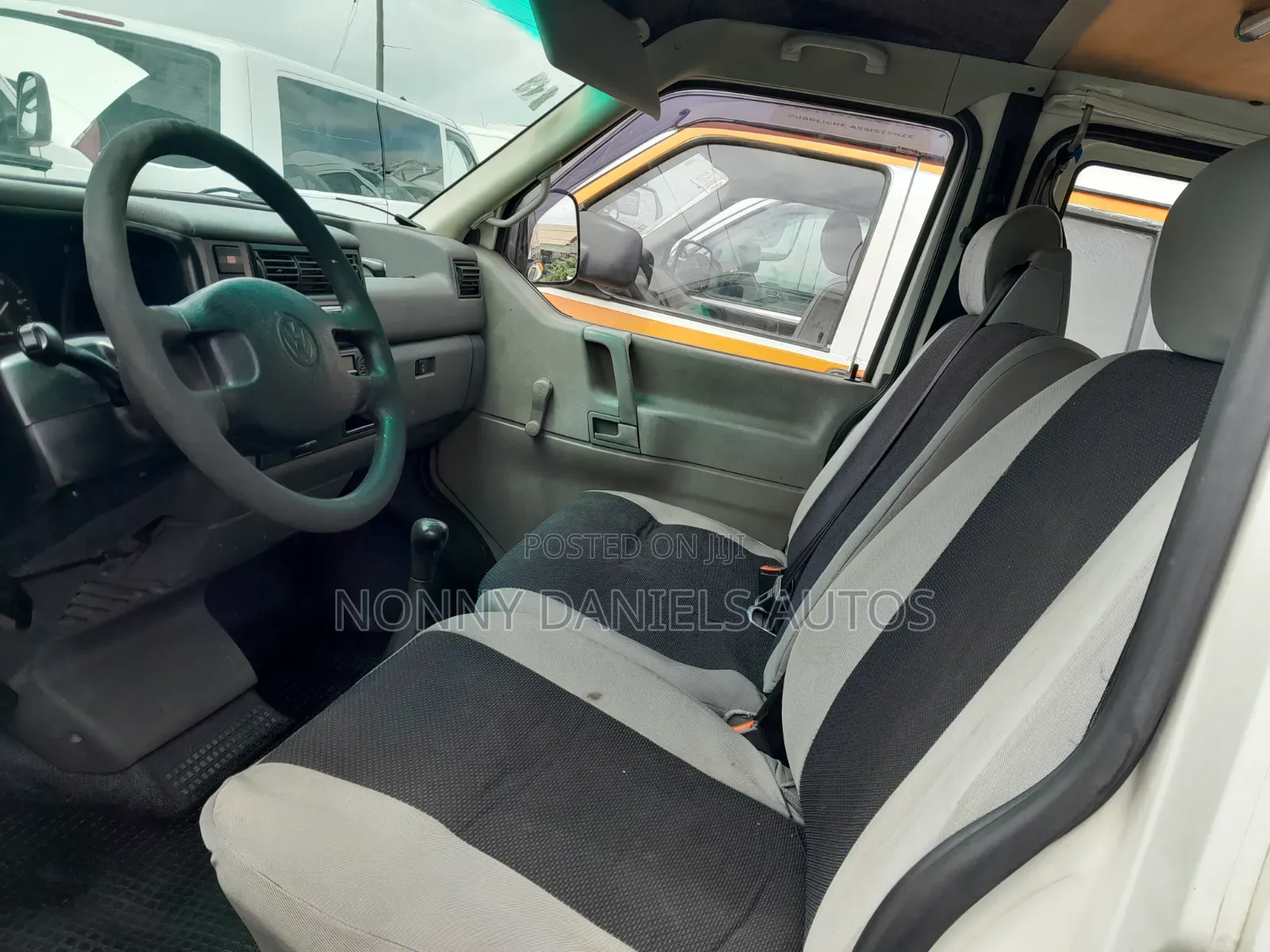 Volkswagen Transporter 2004 White