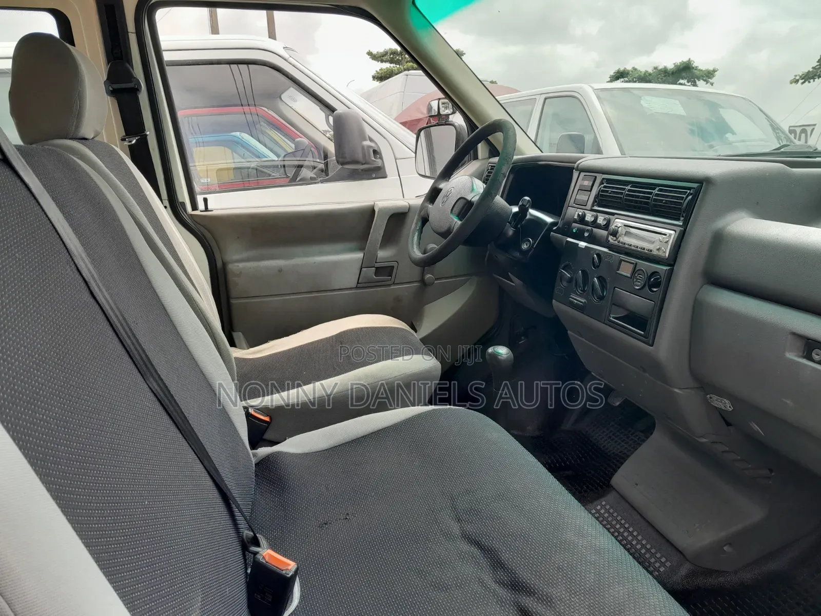 Volkswagen Transporter 2004 White