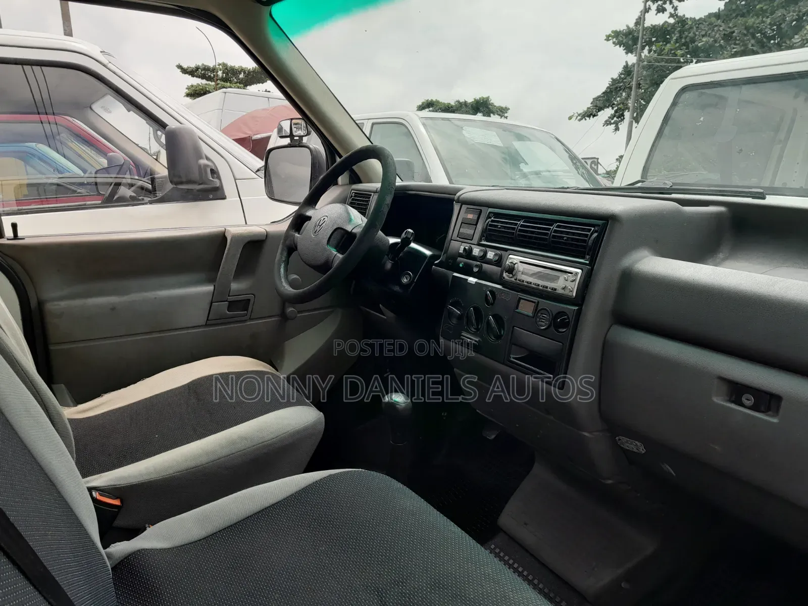 Volkswagen Transporter 2004 White