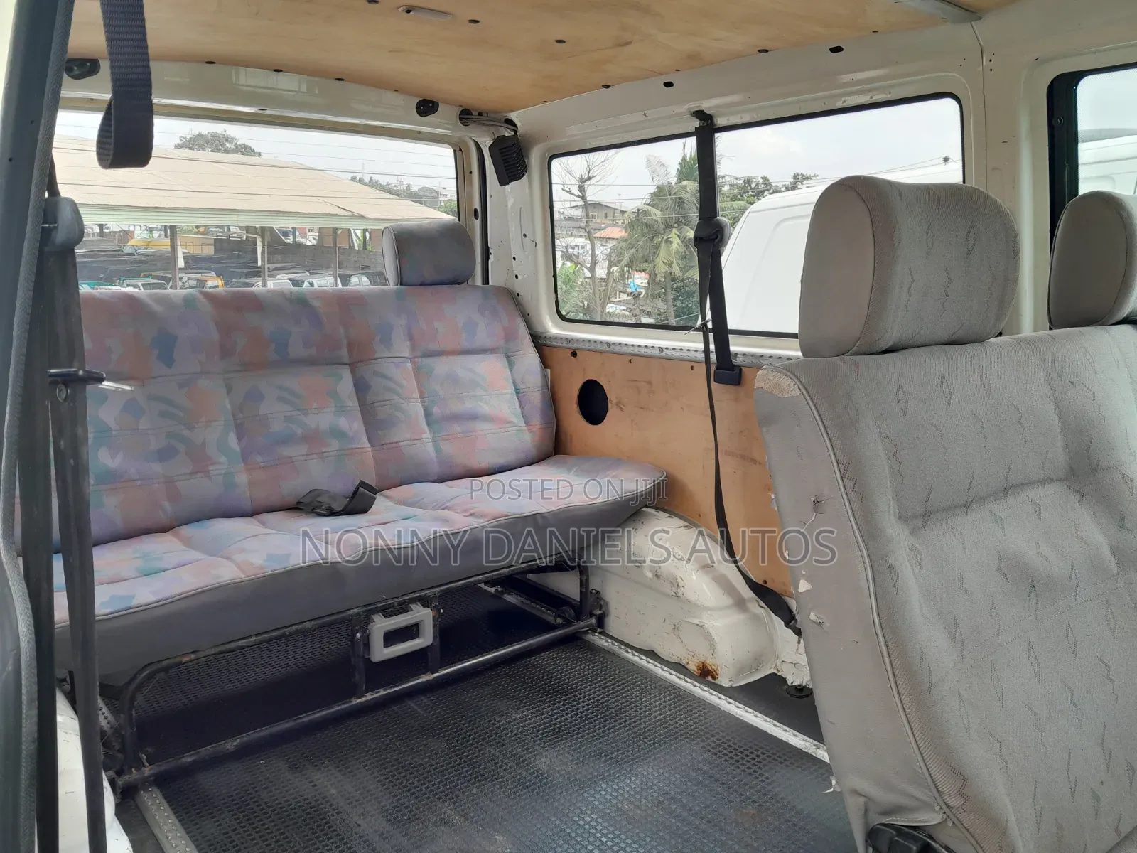 Volkswagen Transporter 2004 White