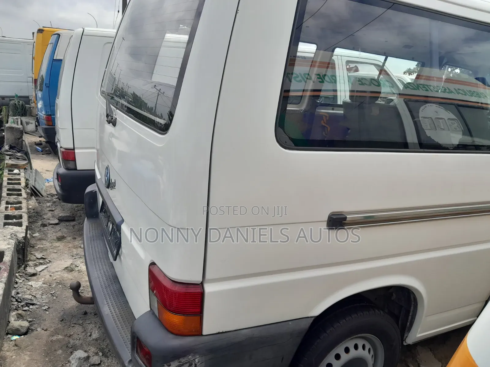 Volkswagen Transporter 2004 White