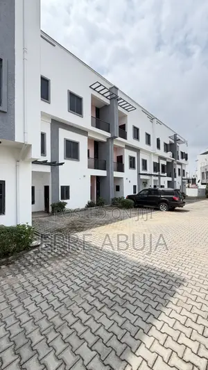 4bdrm Townhouse/Terrace in Durumi for sale