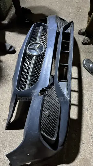 Complete Front Bumper With Grill for CLA250 W117