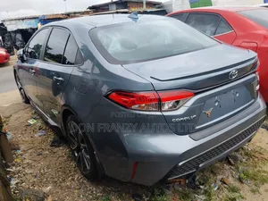 Toyota Corolla 2021 Blue
