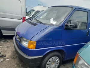 Volkswagen Transporter 2005 Blue