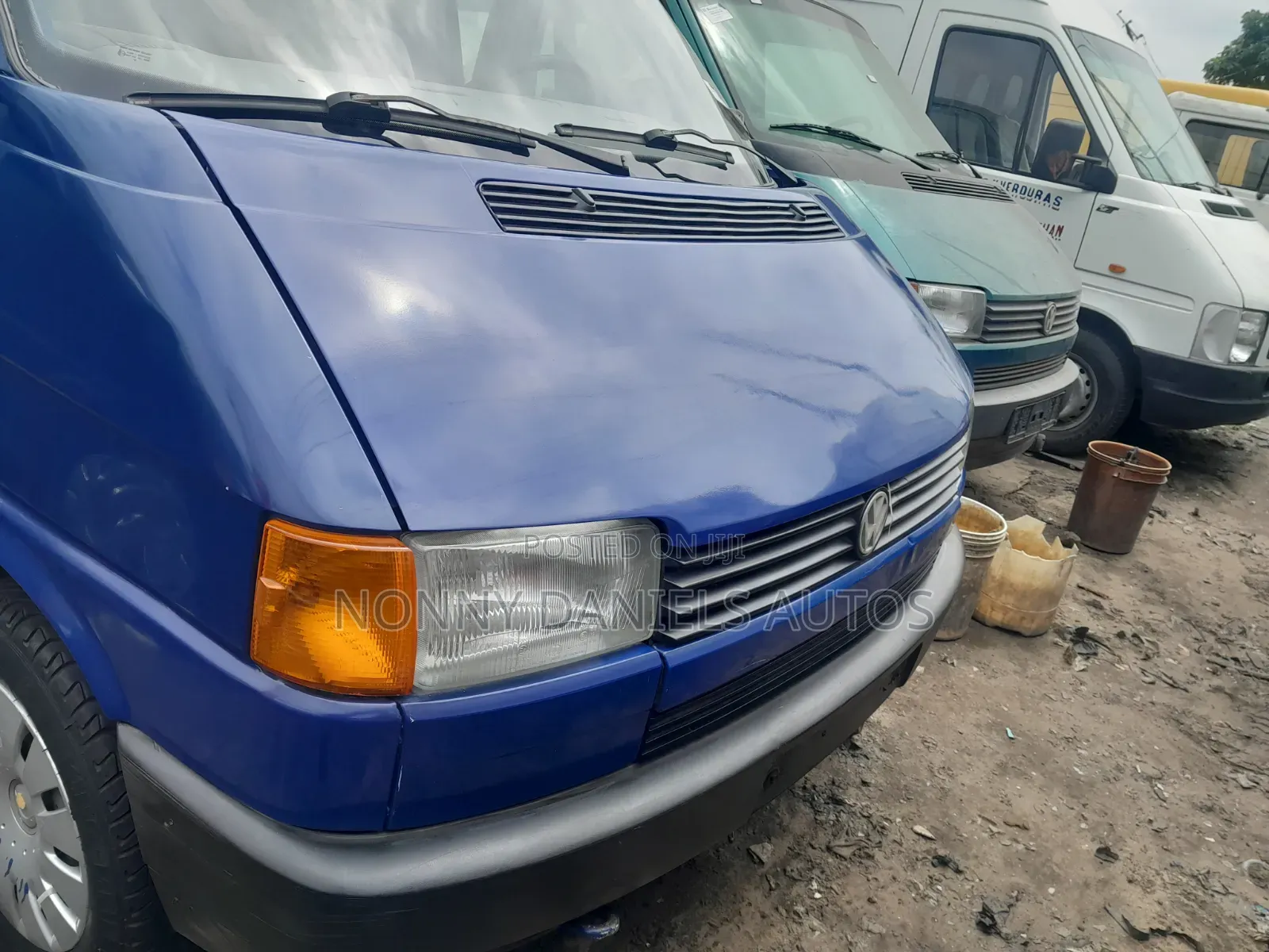 Volkswagen Transporter 2005 Blue