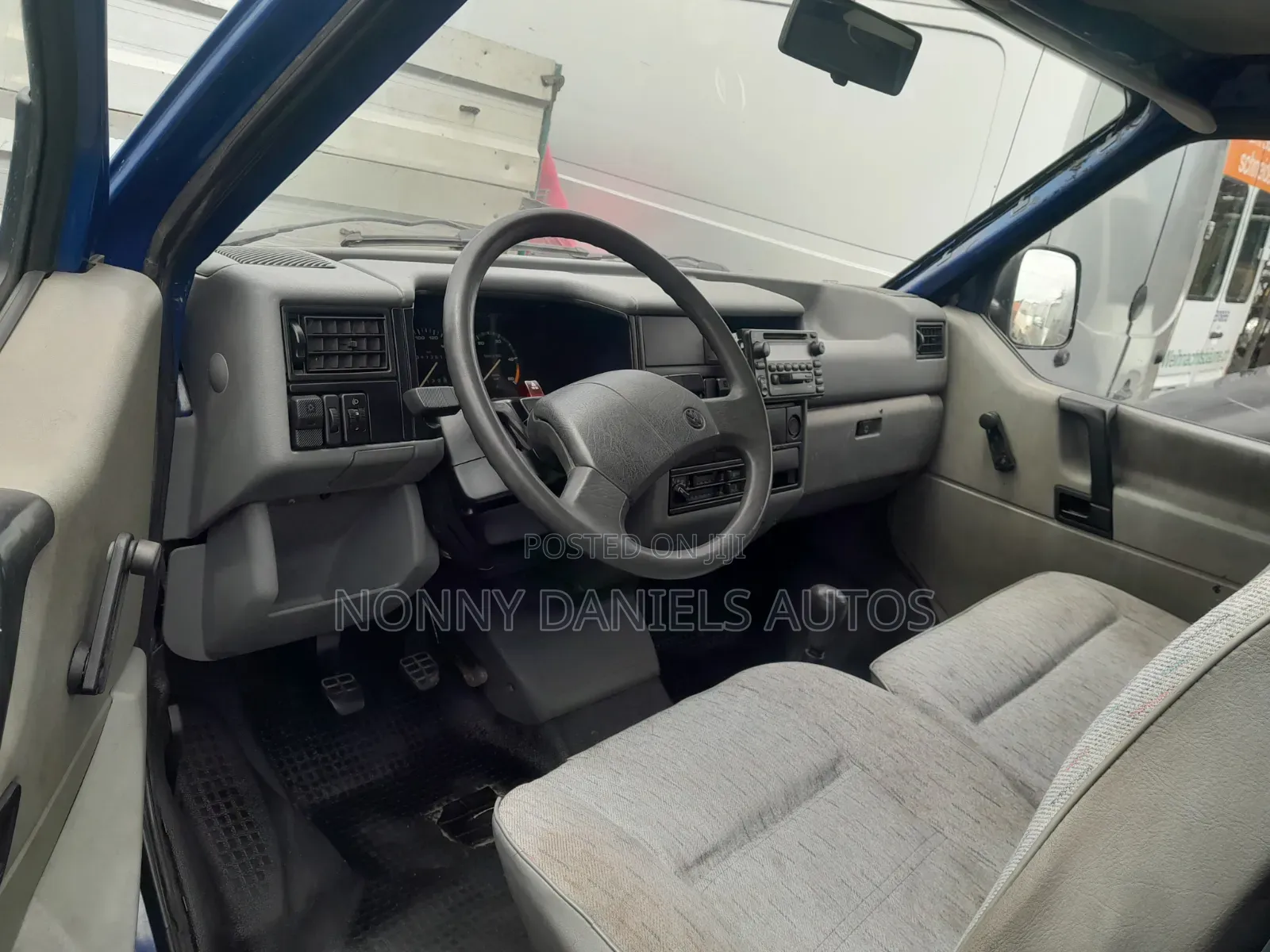 Volkswagen Transporter 2005 Blue