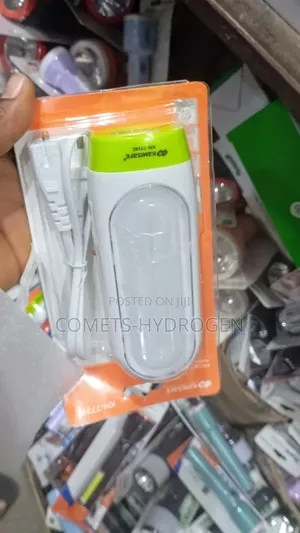 Kamisafe KM-7739C Rechargeable LED Emergency Lamp With Torchlight