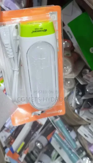 Kamisafe KM-7739C Rechargeable LED Emergency Lamp With Torchlight