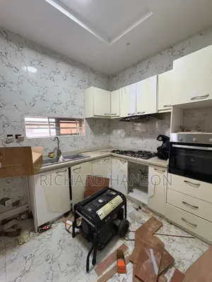1bdrm Shared Apartment in Orchid, Chevron for rent