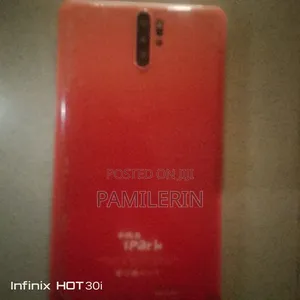 Atouch X8 16 GB Red