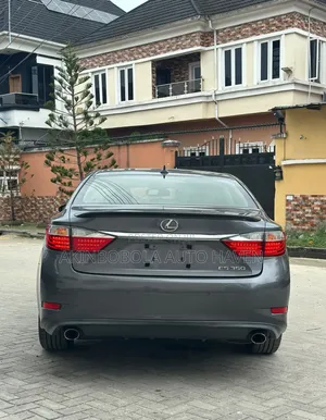 Lexus ES 2014 Gray