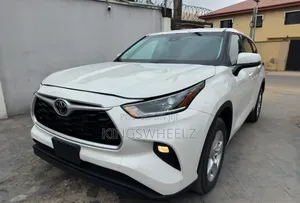 Toyota Highlander 2021 White