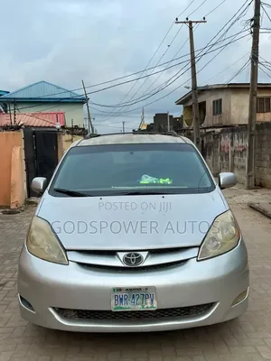 Toyota Sienna 2006 Silver