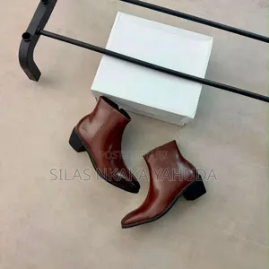 Men's Black and Brown Leather Chelsea Boots 