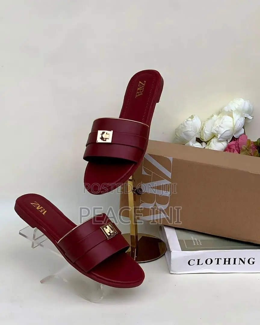 Female Branded Luxury Foot Wear